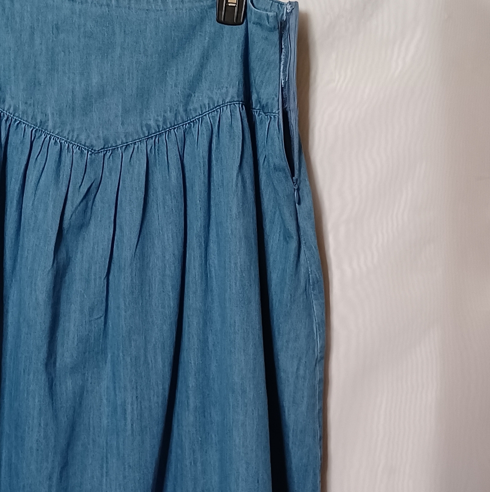Wednesday Girl Chambray Blue Midi Skirt With Gathers. Size XL - Picture 7 of 15